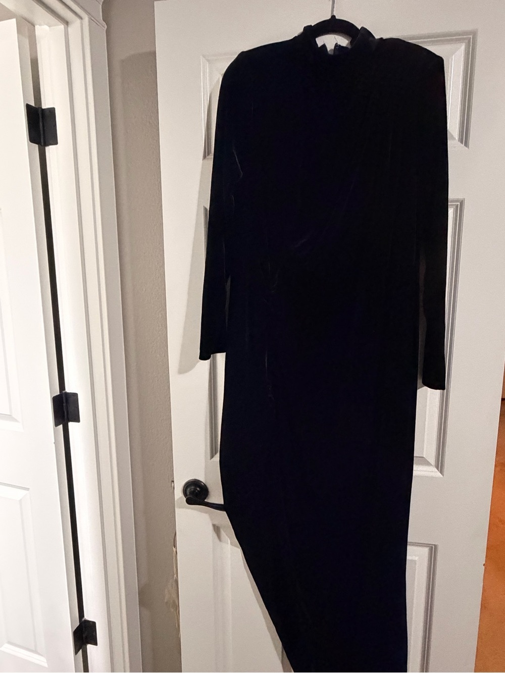 Eloquii Black Velvet Long-Sleeve Midi Dress